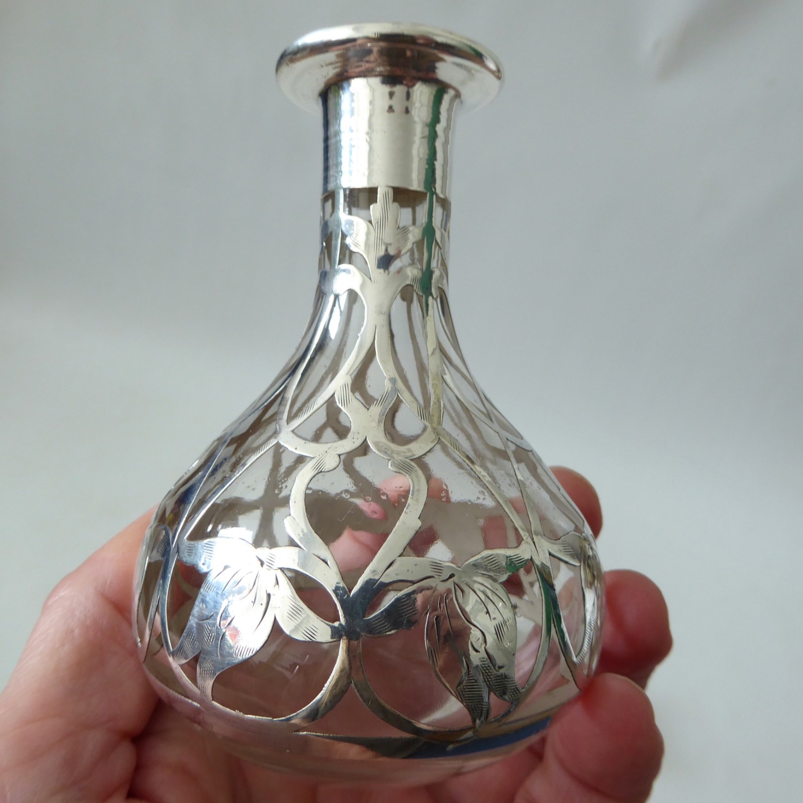 Art Nouveau antique sterling silver overlay glass 2 perfume bottles, vintage - Image 15