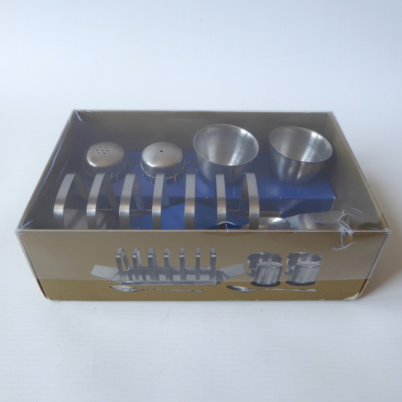 Boxed new 1970s breakfast set, egg cups, toast rack, salt pepper shakers, spoons - Image 9