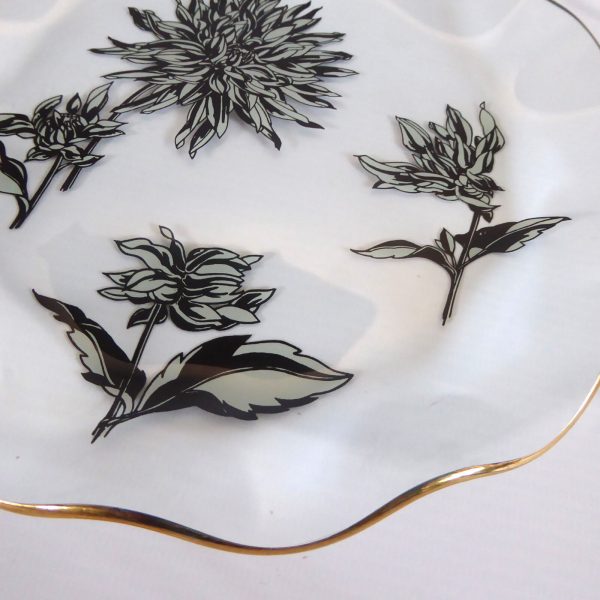 Chance Glass Silhouette Black & white floral 8" fluted plate Vintage Flowers '67 - Image 4