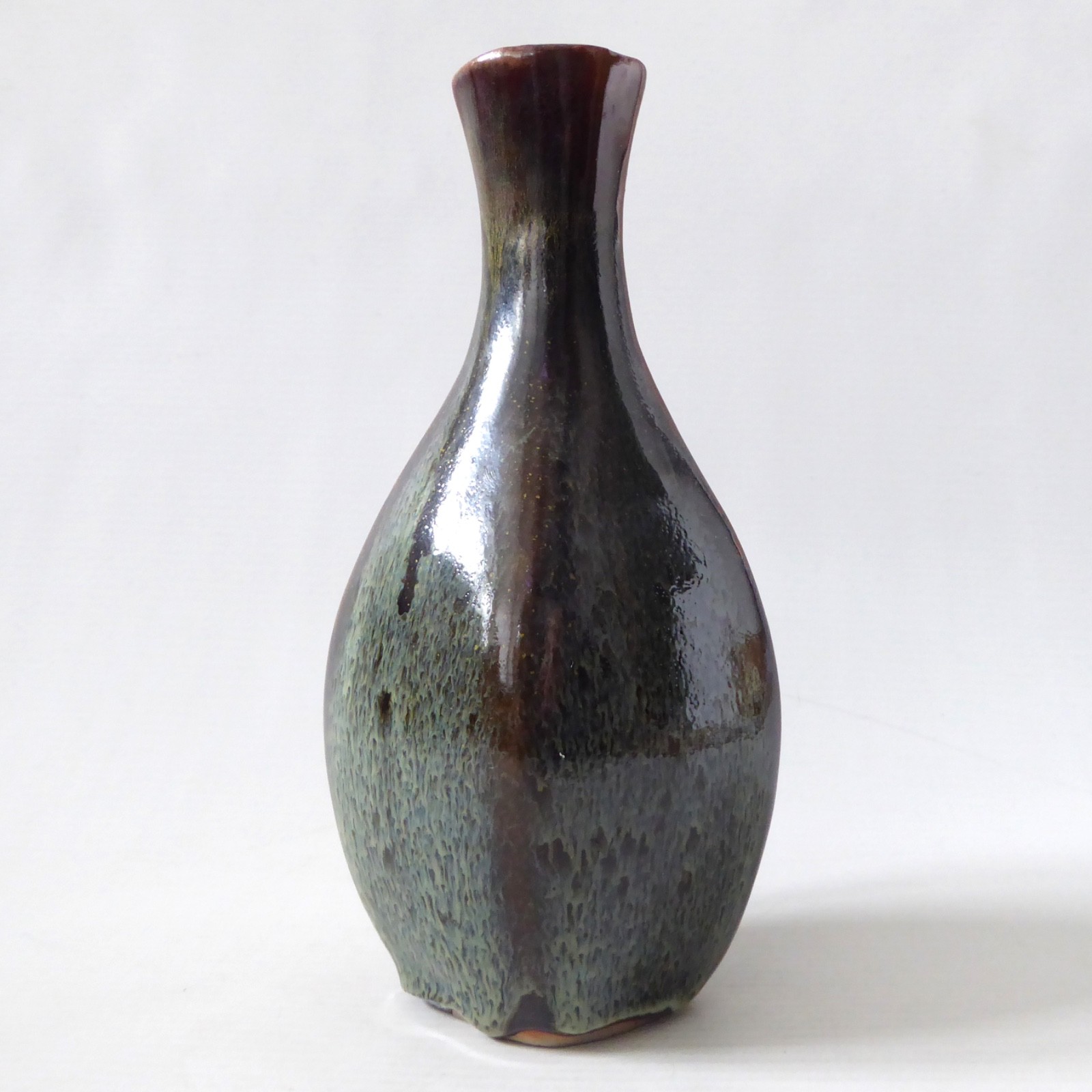 Glazed vintage art pottery vase, studio. Black brown green drip, flat oval vase - Image 8