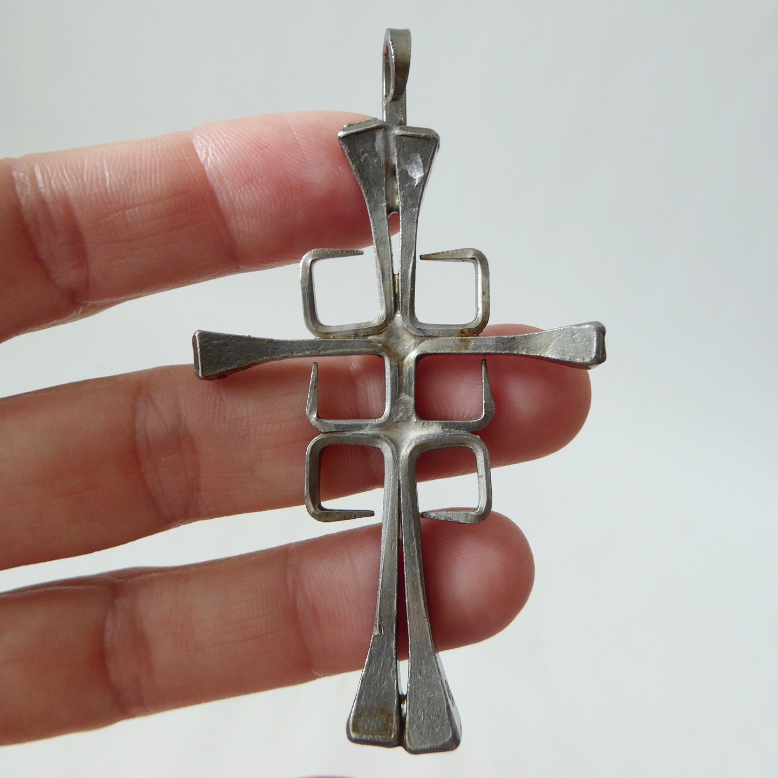 Horseshoe nail cross pendant for necklace, brutalist retro artisan boho handmade - Image 3