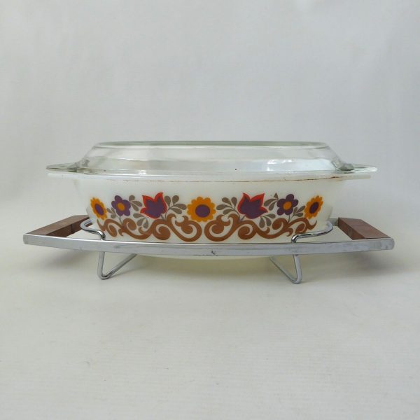 JAJ Pyrex Briarwood opal glass oval casserole dish 524 + lid + stand. 70s retro - Image 6