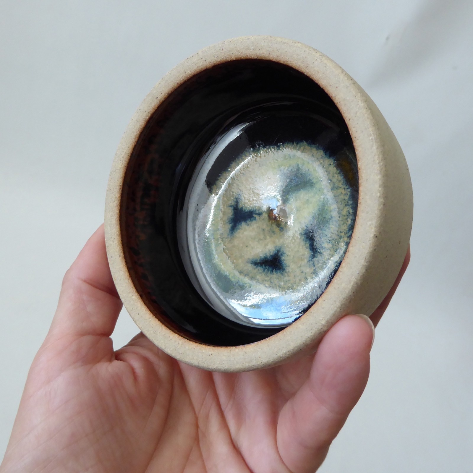 John Harlow vintage studio pottery small stoneware bowl, decorative glazed inner - Image 8