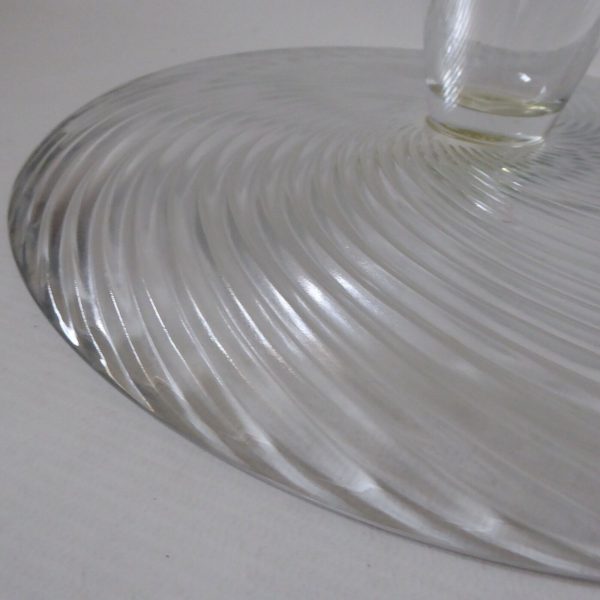 Large glass cake stand, footed round plate platter. Vintage, 12" spiralled glass - Image 11