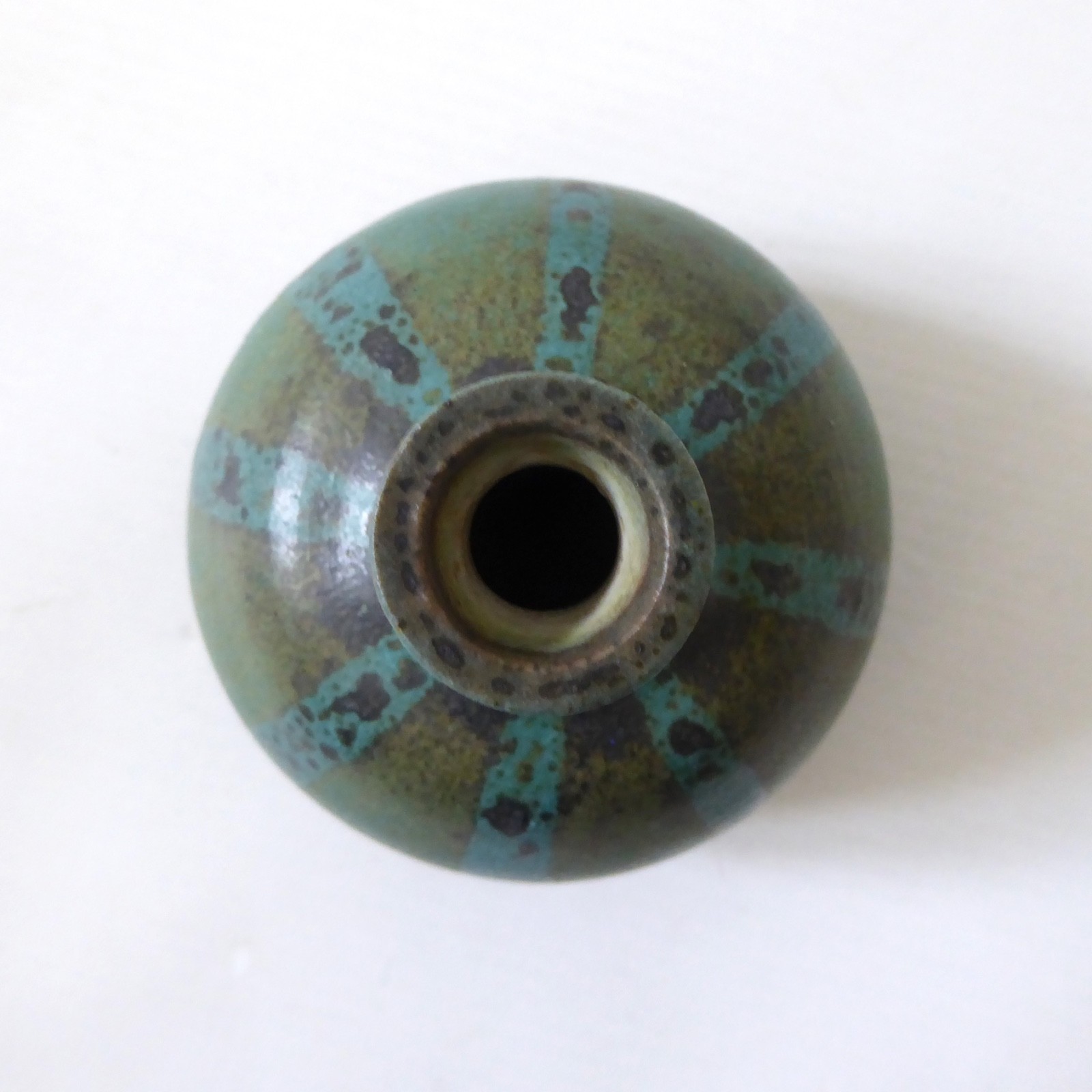 Pretty teal stripe & brown signed SP/dS studio pottery vase, small single stem - Image 6