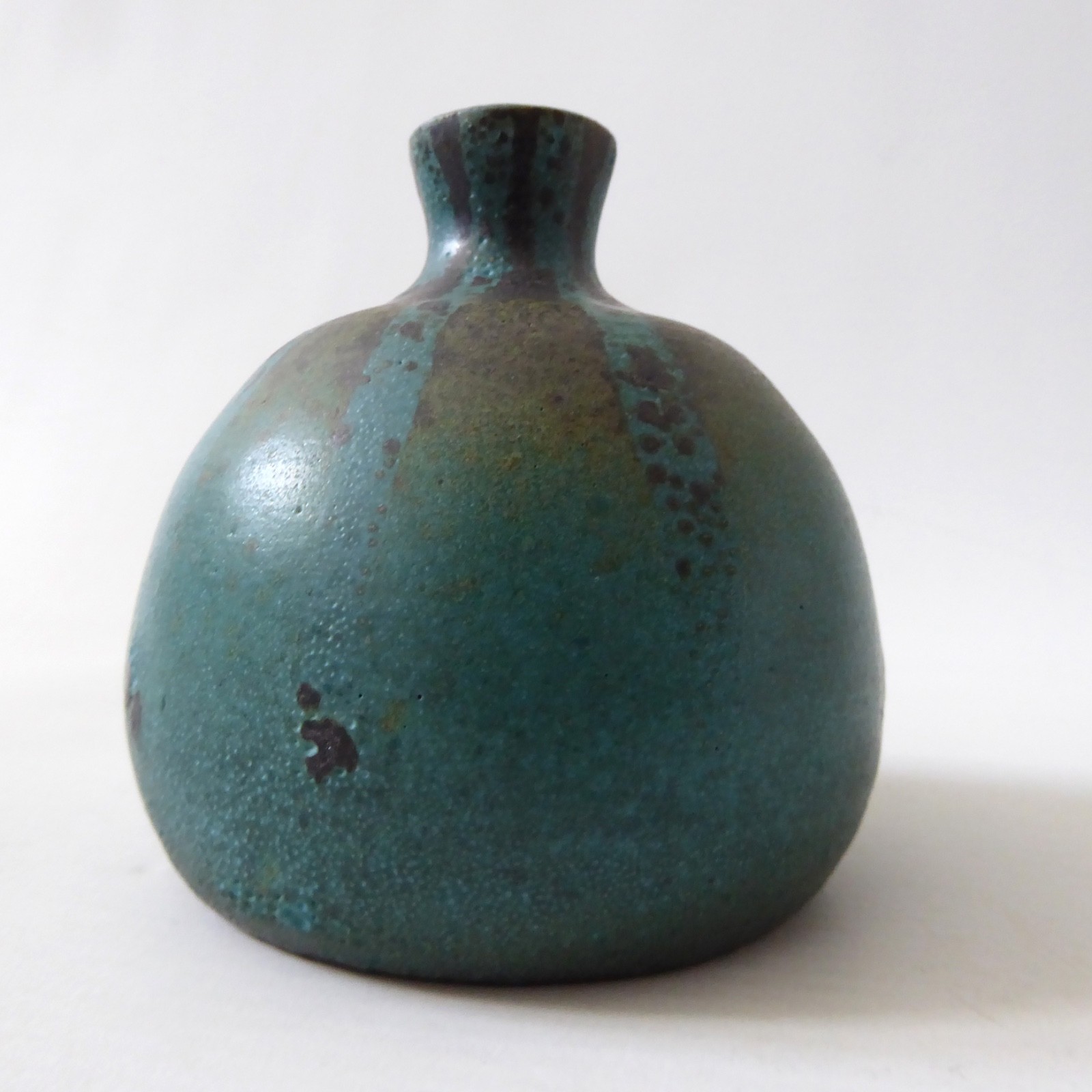 Pretty teal stripe & brown signed SP/dS studio pottery vase, small single stem - Image 8