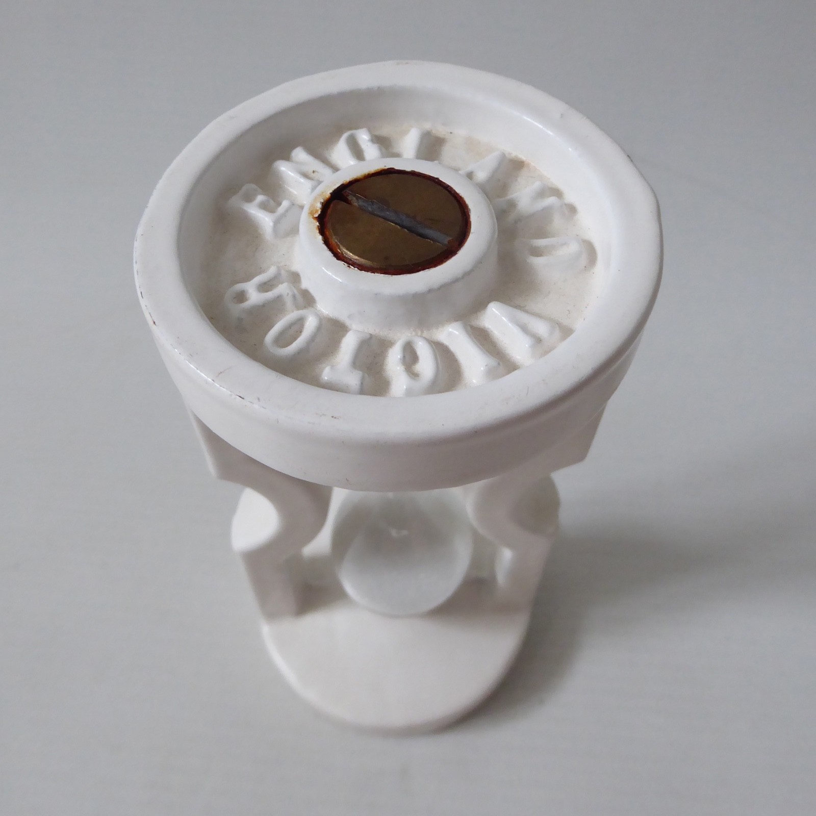 Robert Welch Victor vintage white cast iron 4 minute egg timer, hour glass. 80s - Image 4