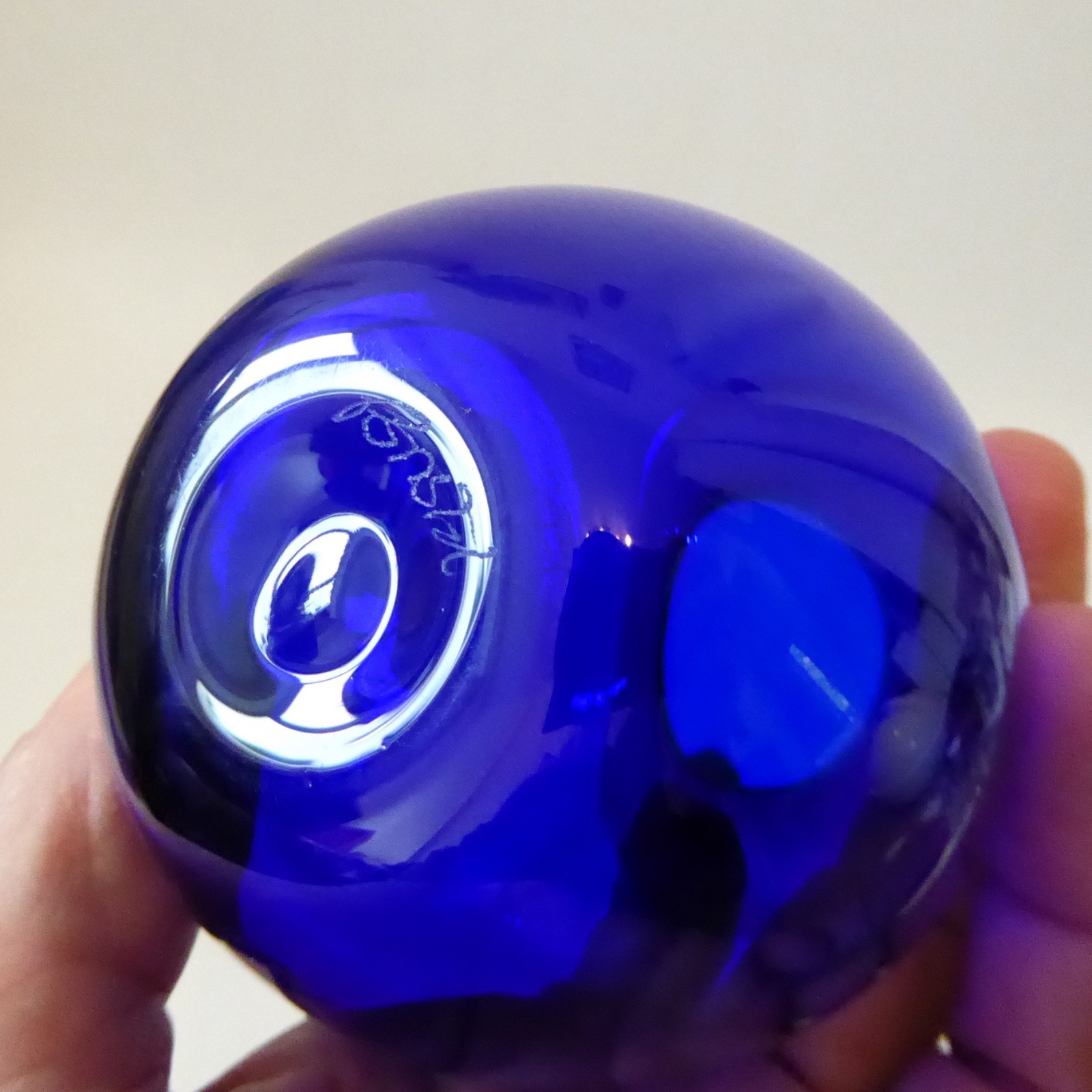 Signed 'Bristol' rich blue art glass crystal vase, rounded wide rim. Vintage - Image 7