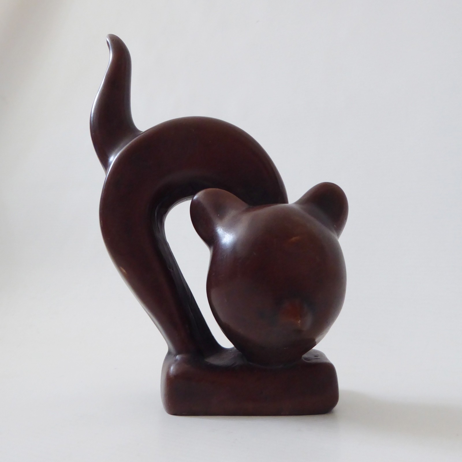 Stylised cat figurine statue, modernist/minimal, brown resin, bronze effect - Image 4