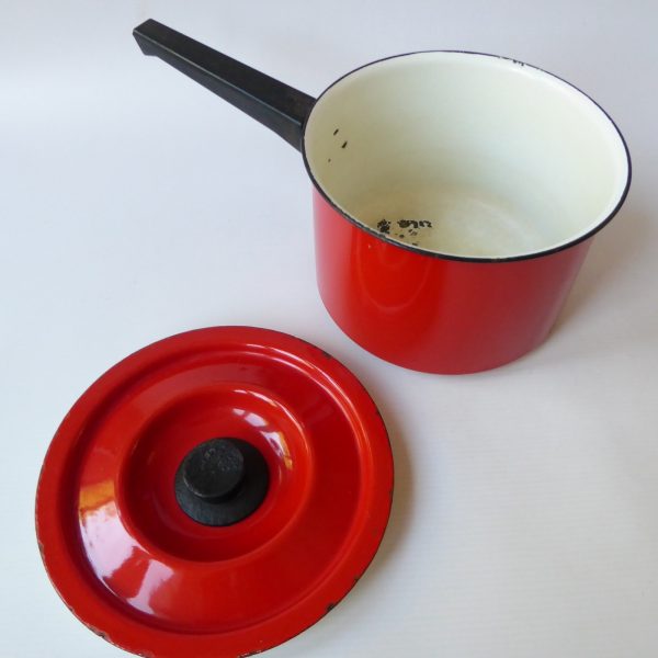 Vintage Finel Finland red enamel saucepan, Arabia Seppo Mallat 1970s retro pan - Image 11