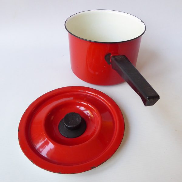 Vintage Finel Finland red enamel saucepan, Arabia Seppo Mallat 1970s retro pan - Image 13
