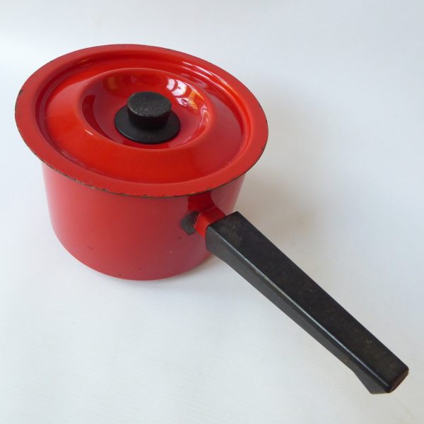Vintage Finel Finland red enamel saucepan, Arabia Seppo Mallat 1970s retro pan - Image 4