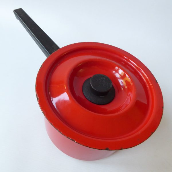 Vintage Finel Finland red enamel saucepan, Arabia Seppo Mallat 1970s retro pan - Image 10