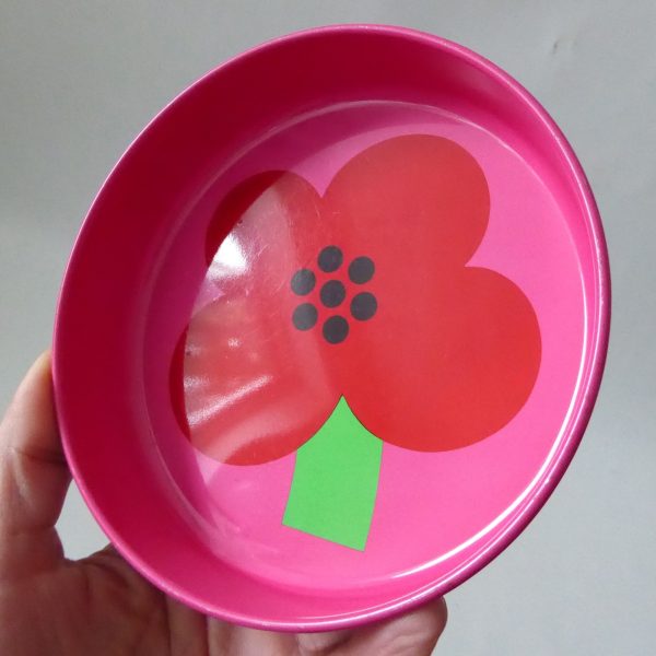 Vintage Retro pink Laurids Lonborg Al & Lena Eklund flower tin 5" trays, DENMARK - Image 6