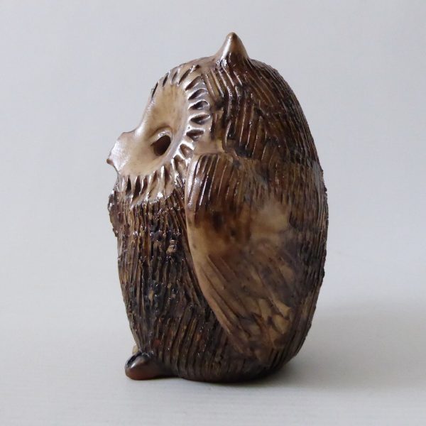 Vintage studio pottery owl. Handmade sgraffito clay figurine sculpture. 1970s - Image 11