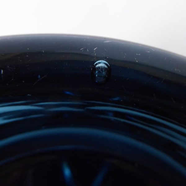 Wedgwood art glass bowl ashtray dish, Stennett-Willson textured RSW27. Sapphire - Image 12