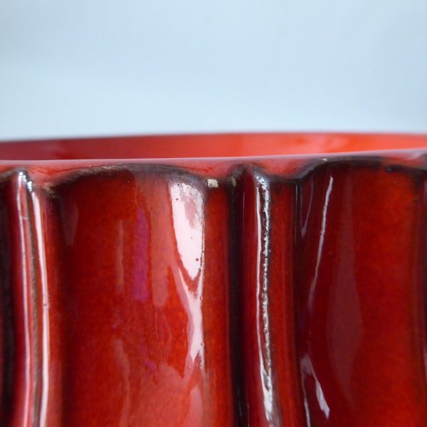 West German pottery ceramic vintage bowl, red glazed 9" round dish. 1970s/1980s - Image 11