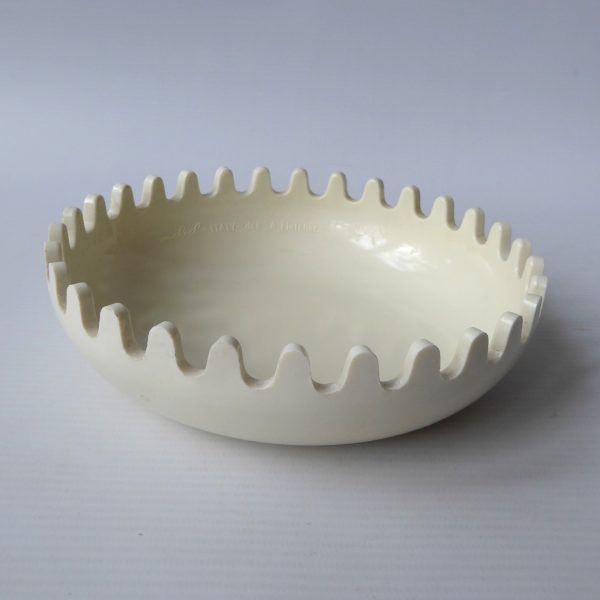 Alan Fletcher Clam cream ashtray/bowl. Retro 1970s/1980s vintage Mebel, Italy - Image 4