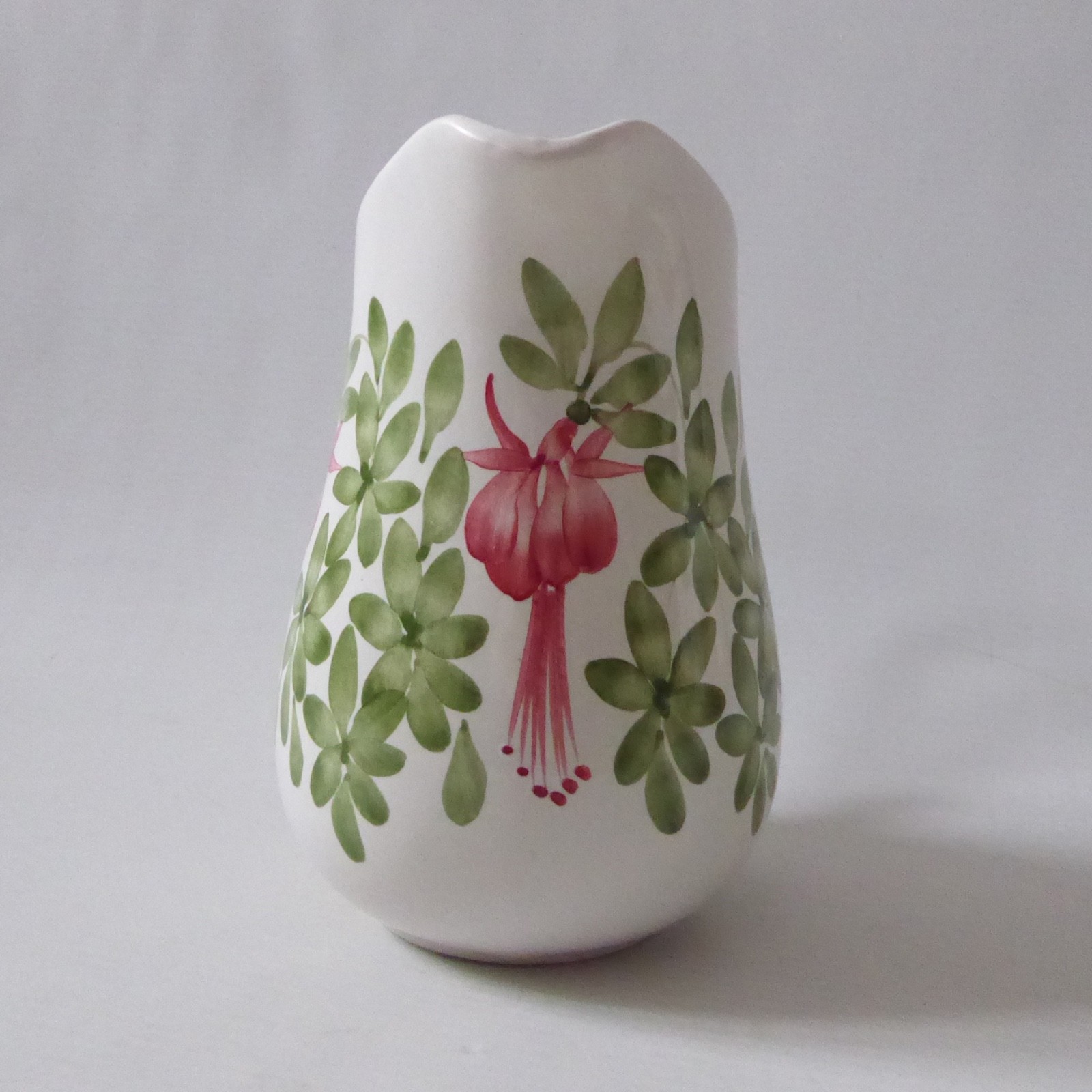 Cinque Ports Pottery the Monastery Rye, ceramic Fuchsia leaf jug pitcher vintage - Image 4