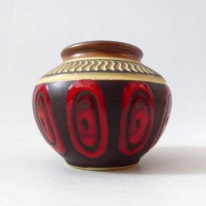 Dumler & Breiden 146 small West German pottery ceramic vase pot, red & beige 70s