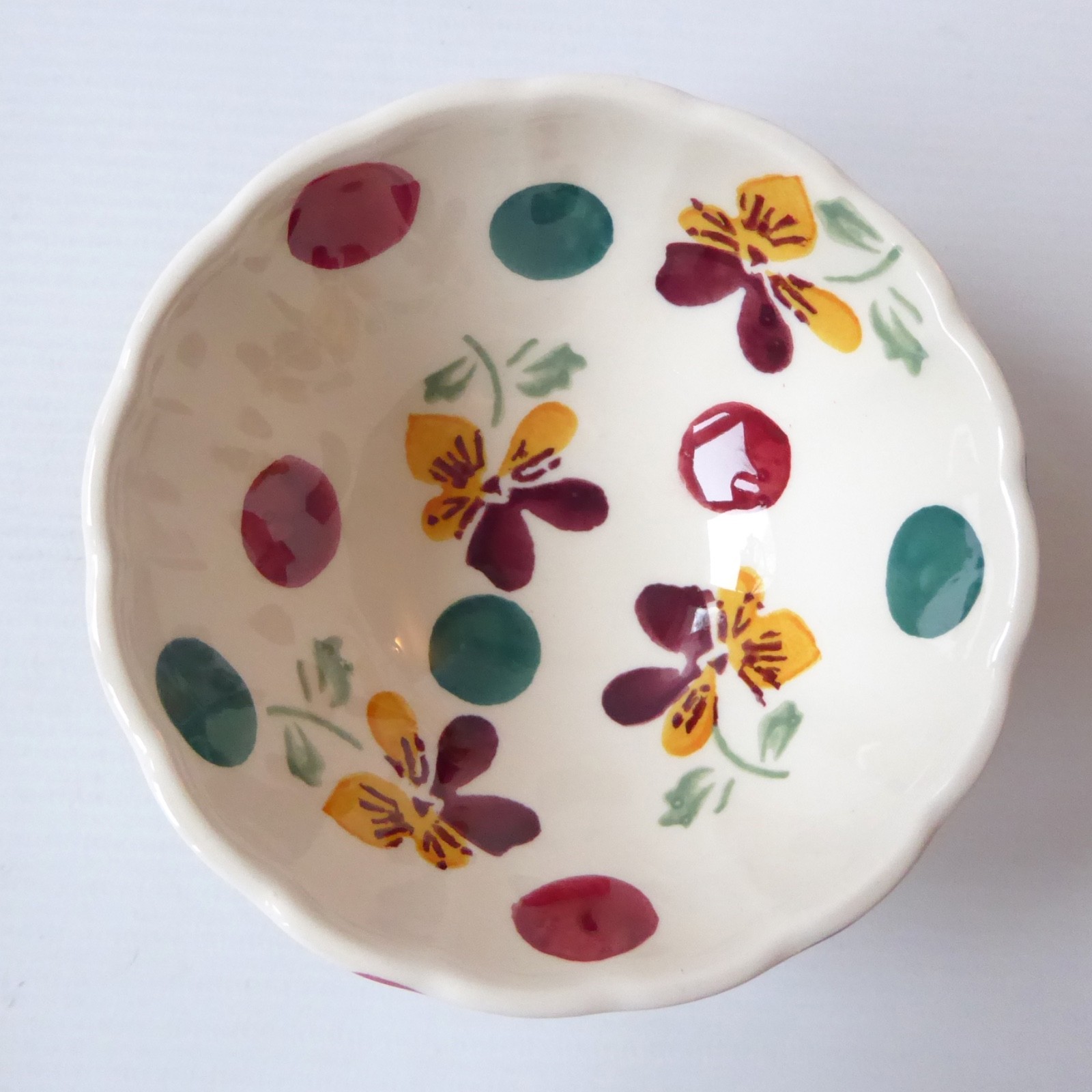 Emma Bridgewater Polka Dot & Pansy small fluted dip bowls, discontinued 2014 - Image 4