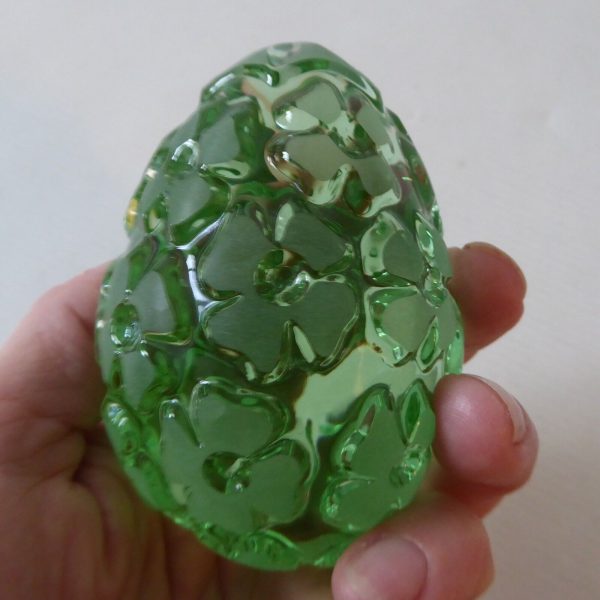 German lead crystal glass egg shaped paperweight ornament. Light green flowers - Image 6