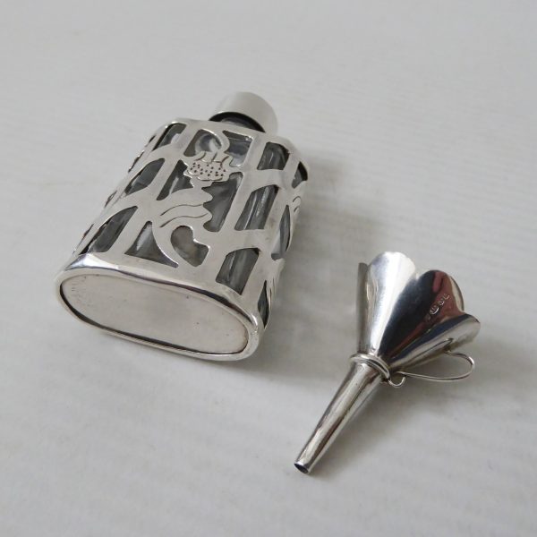 Hallmarked Ari D Norman sterling silver scent perfume bottle +funnel vintage '83 - Image 10