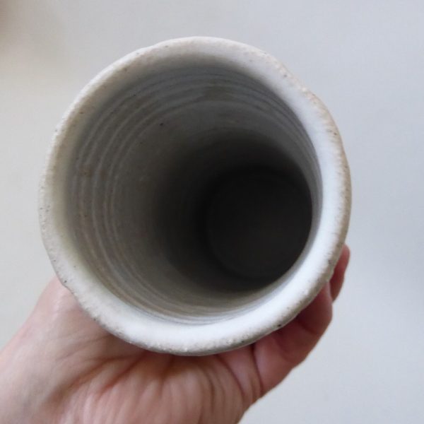 Handmade white art pottery vase. Wheel thrown & incised. Vintage studio/artisan - Image 12