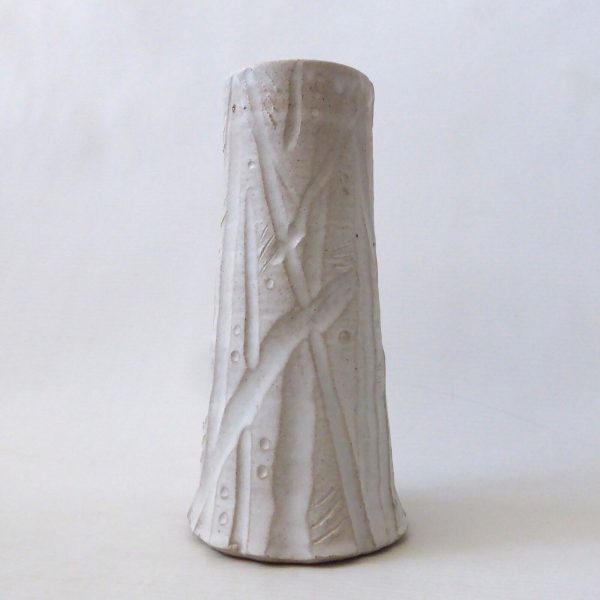 Handmade white art pottery vase. Wheel thrown & incised. Vintage studio/artisan - Image 3