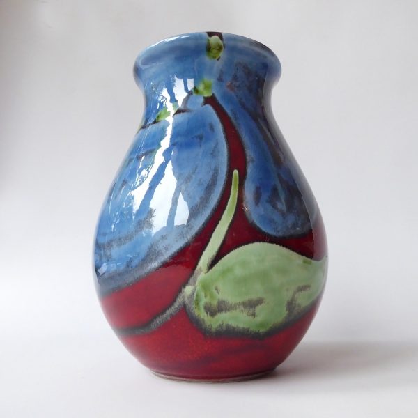 Himalayan Poppy Poole Pottery ceramic vase, red blue, signed AX SW, 17cm painted - Image 6