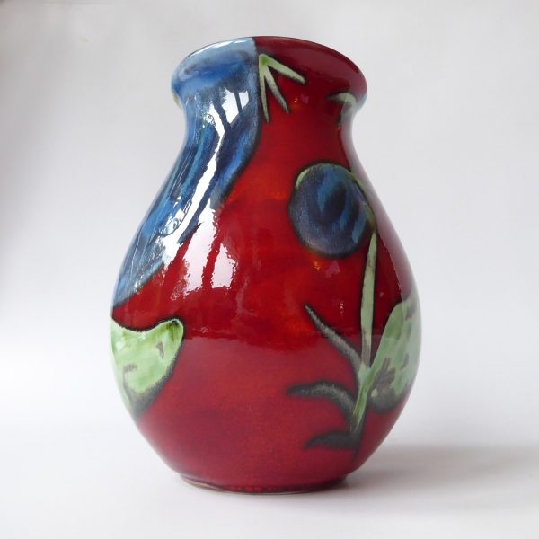 Himalayan Poppy Poole Pottery ceramic vase, red blue, signed AX SW, 17cm painted - Image 7