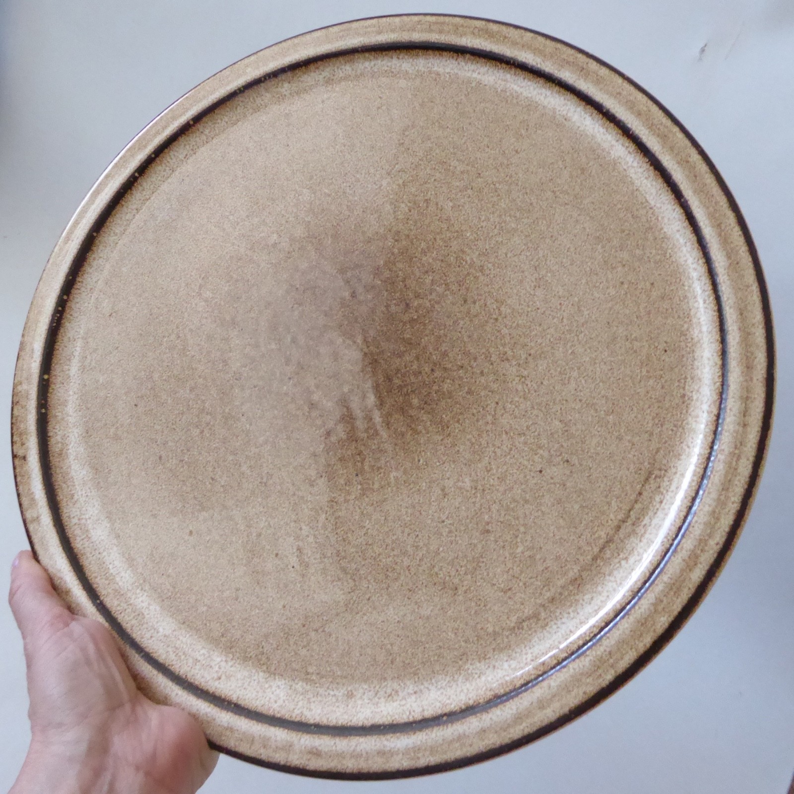 Iden Pottery studio pottery large 13" round flat plate serving platter, vintage - Image 5