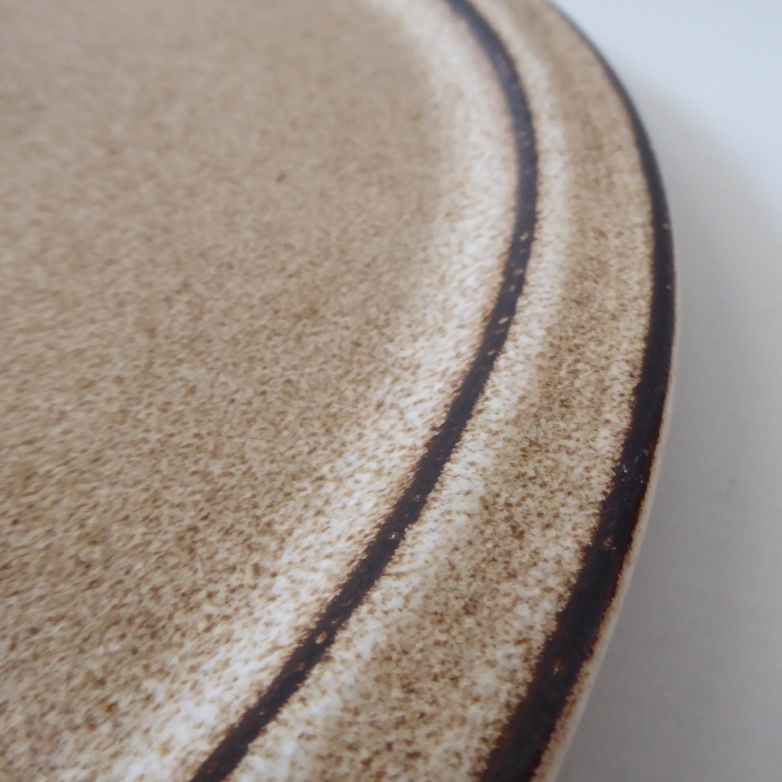 Iden Pottery studio pottery large 13" round flat plate serving platter, vintage - Image 7