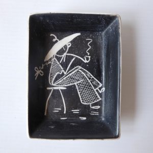 Jula Sidmouth ceramic pottery pin dish, black + white stylised figure 1950s MCM