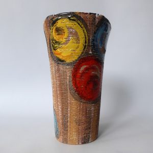 Mid century Fratelli Fanciullacci sgraffito rose Italy pottery ceramic vase 8394