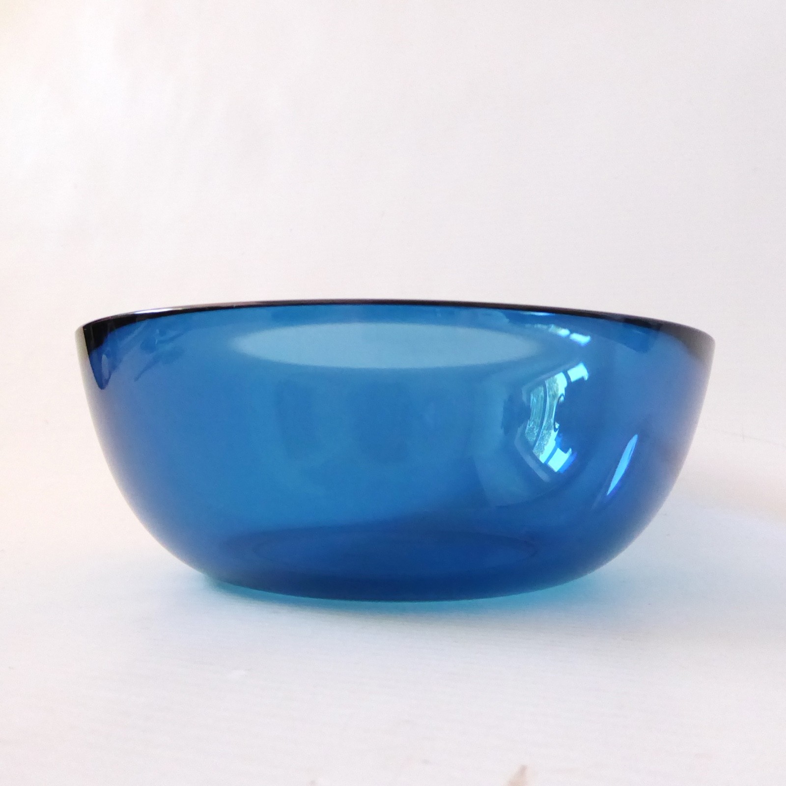 Orrefors FUGA 6.5" art glass bowl, smoky blue, Sven Palmqvist, vintage 1960s - Image 4