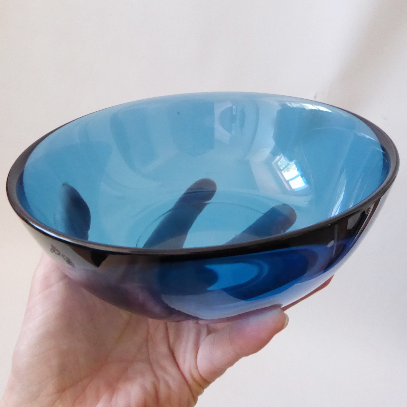 Orrefors FUGA 6.5" art glass bowl, smoky blue, Sven Palmqvist, vintage 1960s - Image 6