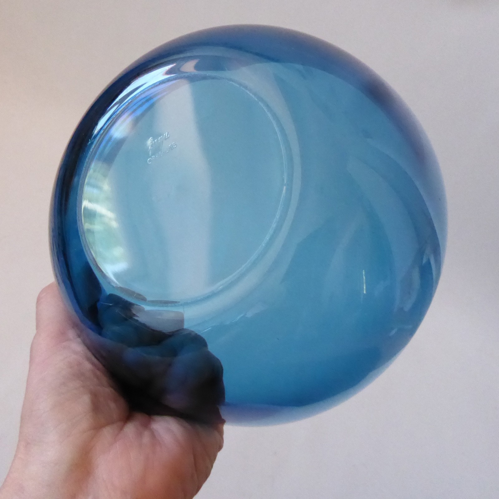 Orrefors FUGA 6.5" art glass bowl, smoky blue, Sven Palmqvist, vintage 1960s - Image 9