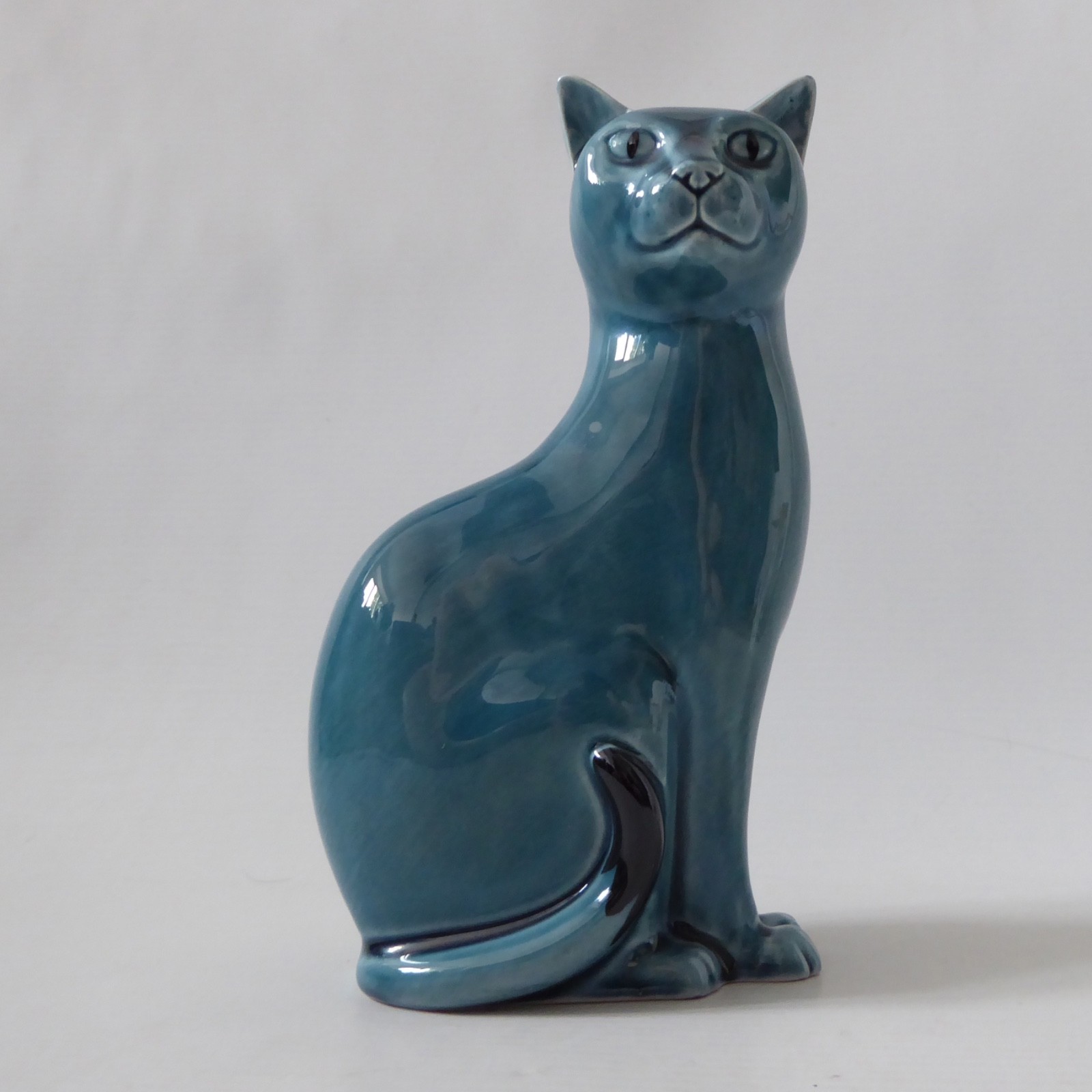 Poole Pottery vintage ceramic, dusky teal blue glaze seated cat figure ornament - Image 3