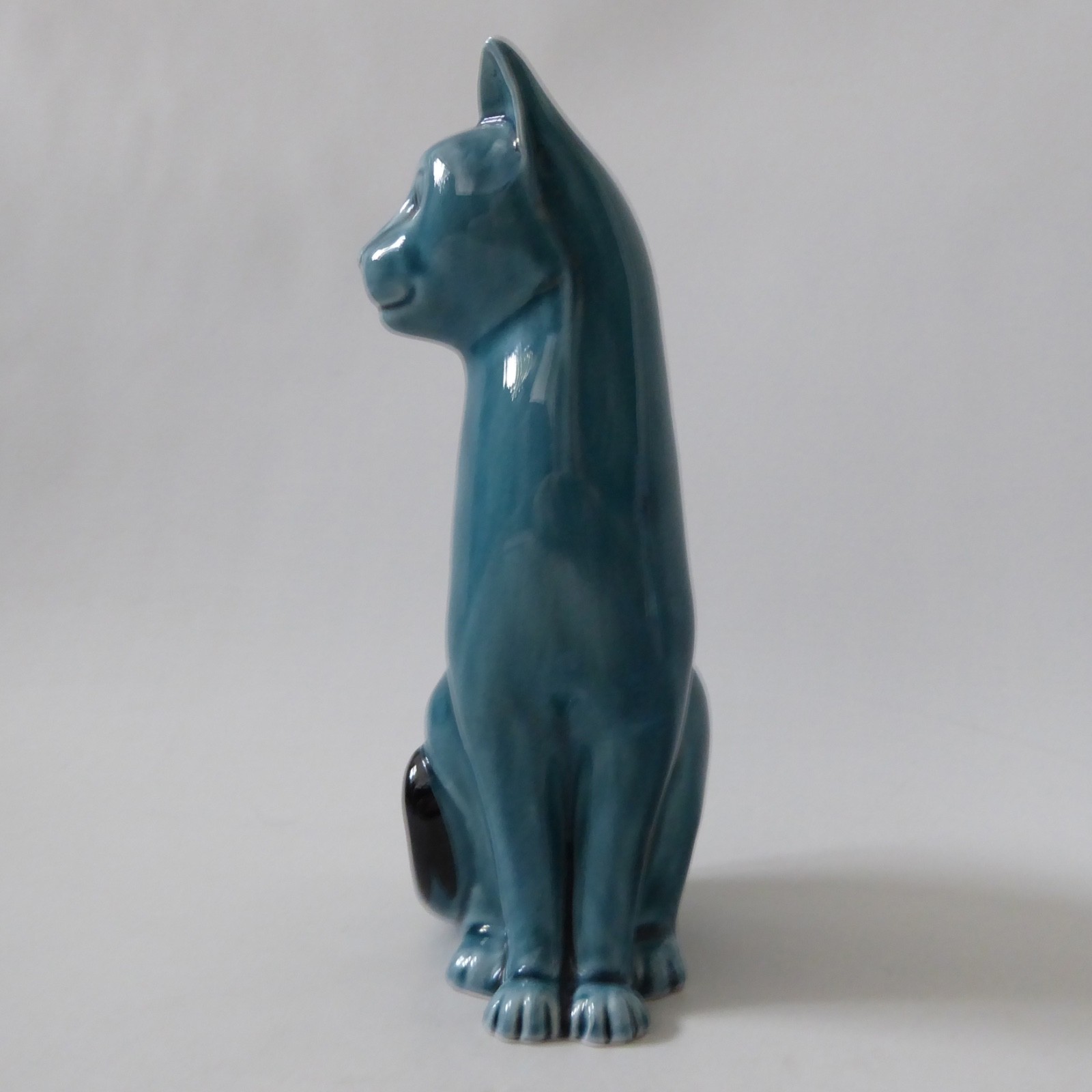 Poole Pottery vintage ceramic, dusky teal blue glaze seated cat figure ornament - Image 7