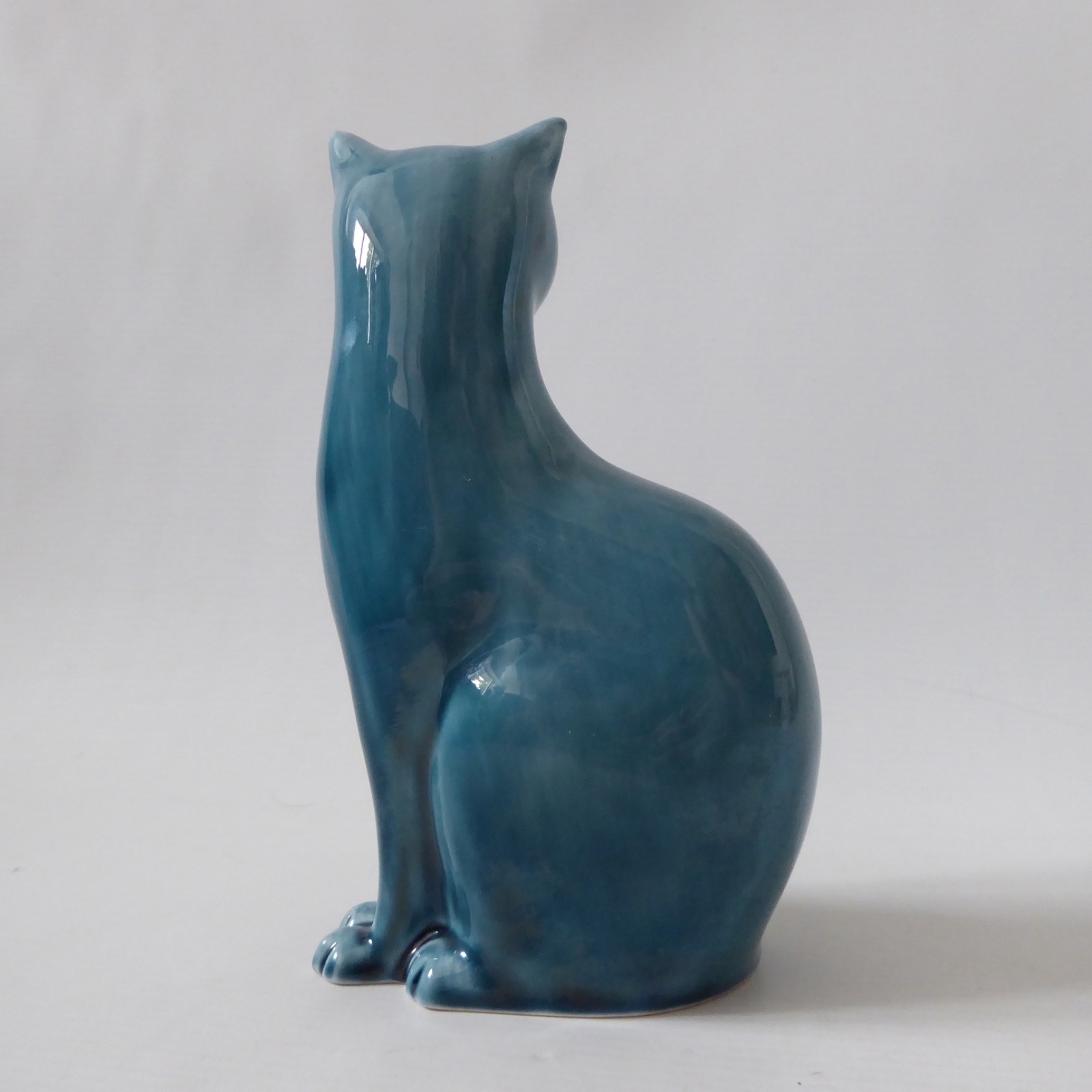 Poole Pottery vintage ceramic, dusky teal blue glaze seated cat figure ornament - Image 8