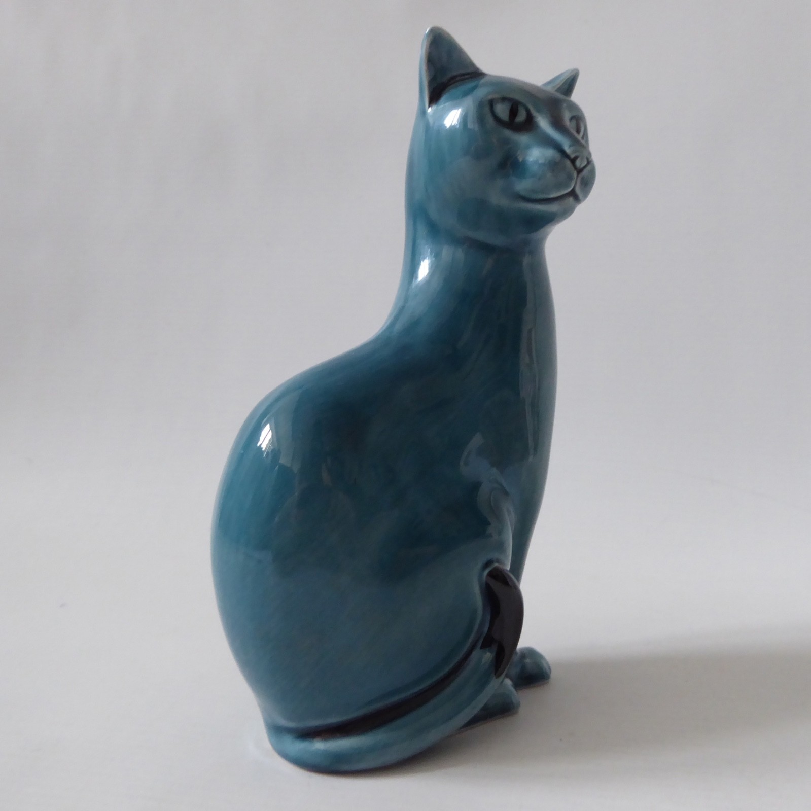 Poole Pottery vintage ceramic, dusky teal blue glaze seated cat figure ornament - Image 9