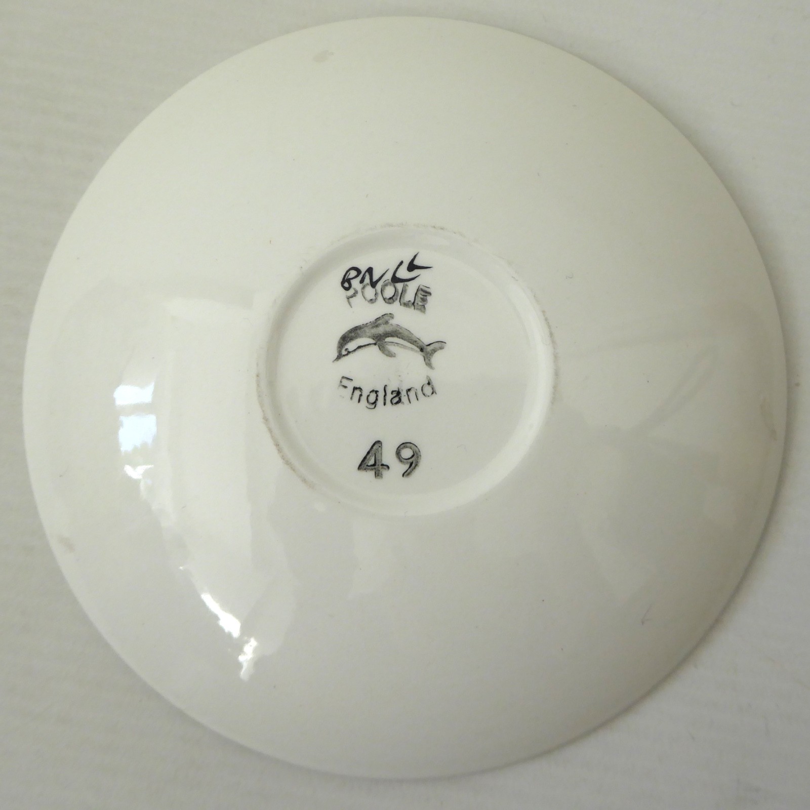 Poole pottery Traditional Ware small plate, shape 49, Pat Dightam pin dish 1950s - Image 4