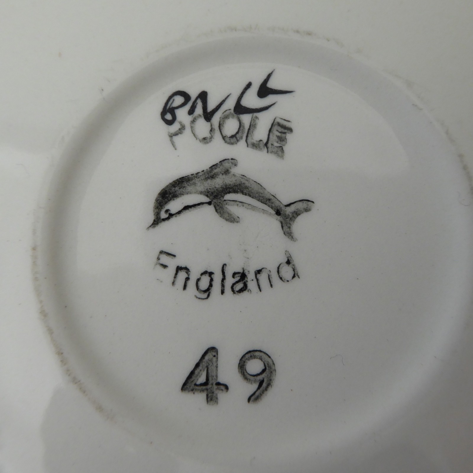 Poole pottery Traditional Ware small plate, shape 49, Pat Dightam pin dish 1950s - Image 5