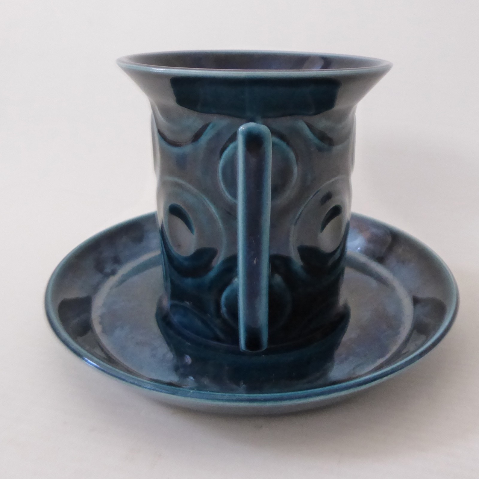 Portmeirion Jupiter cup & saucer 1960s Susan Williams Ellis, petrol blue circles - Image 3