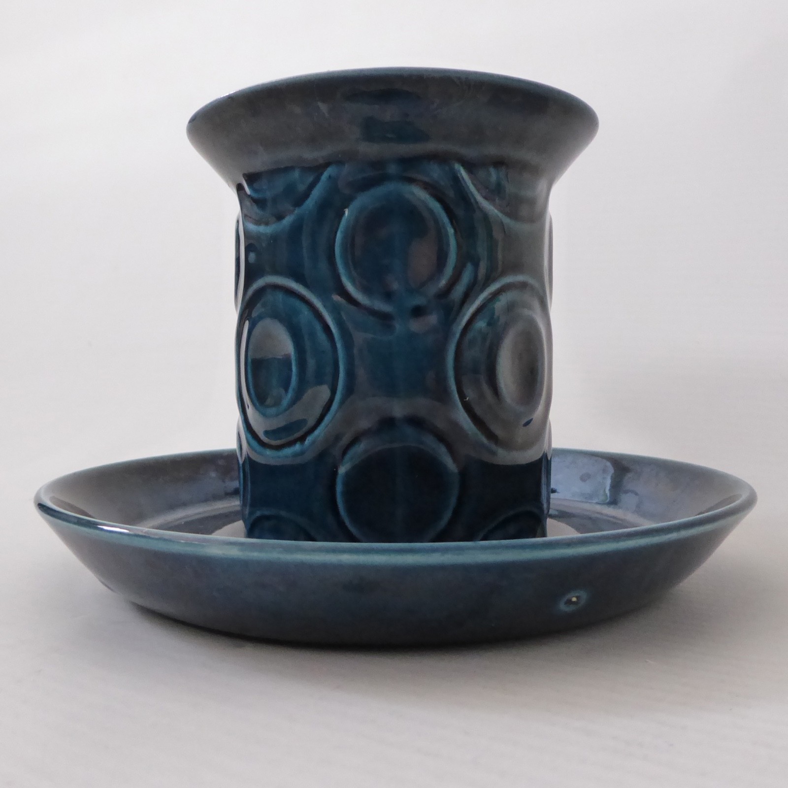 Portmeirion Jupiter cup & saucer 1960s Susan Williams Ellis, petrol blue circles - Image 5