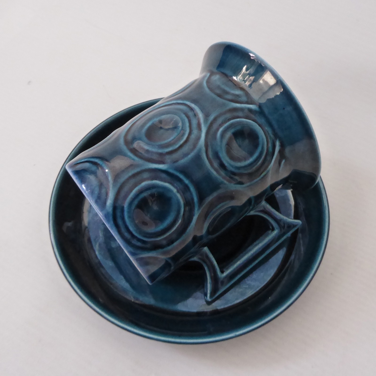 Portmeirion Jupiter cup & saucer 1960s Susan Williams Ellis, petrol blue circles - Image 6