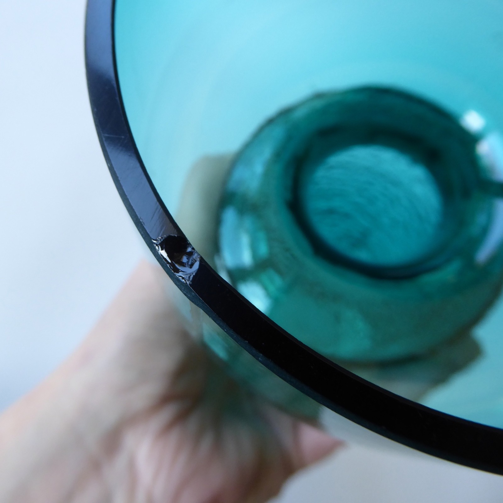 Riihimaki Tamara Aladin Safari 1495 art glass vase kingfisher/teal green. Scandi - Image 11