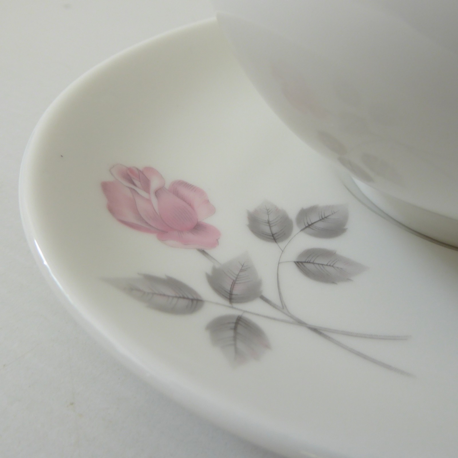 Royal Doulton vintage Pillar Rose fine bone china gravy boat jug & saucer TC1011 - Image 5
