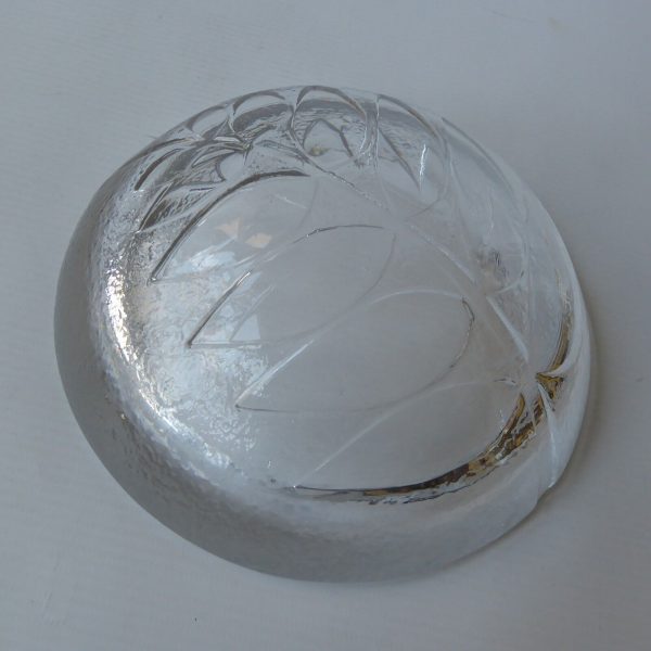 Scandinavian heavy vintage clear 7" art glass crystal leaf bowl probably Swedish - Image 12